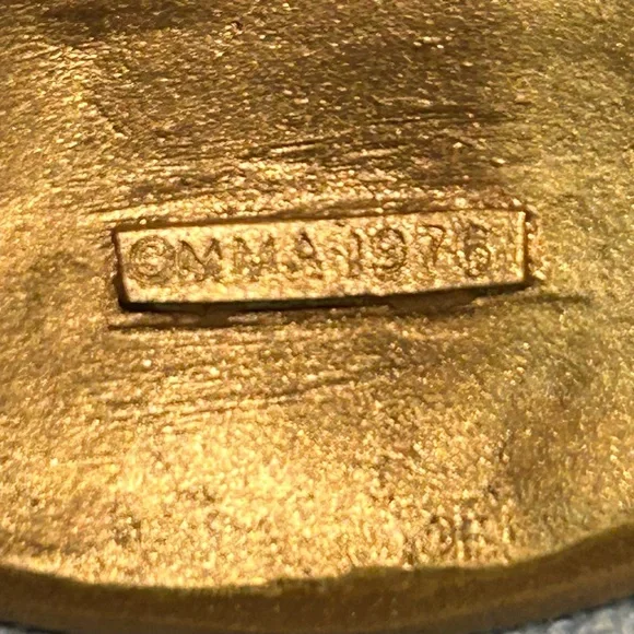 FREE SHIPPING! King Tut Mask Brass Pendant Metropolitan Museum Of Art MMA 1976 - Picture 3 of 6